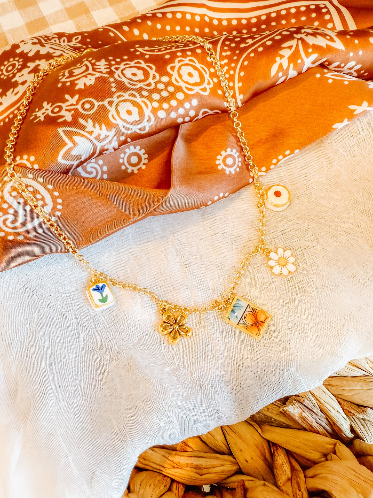 Cottage Charm Daisy Charm Necklace