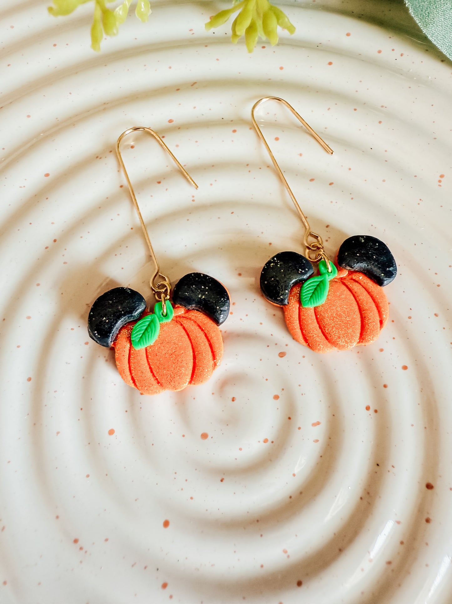 Mickey Glitter Pumpkin Dangles