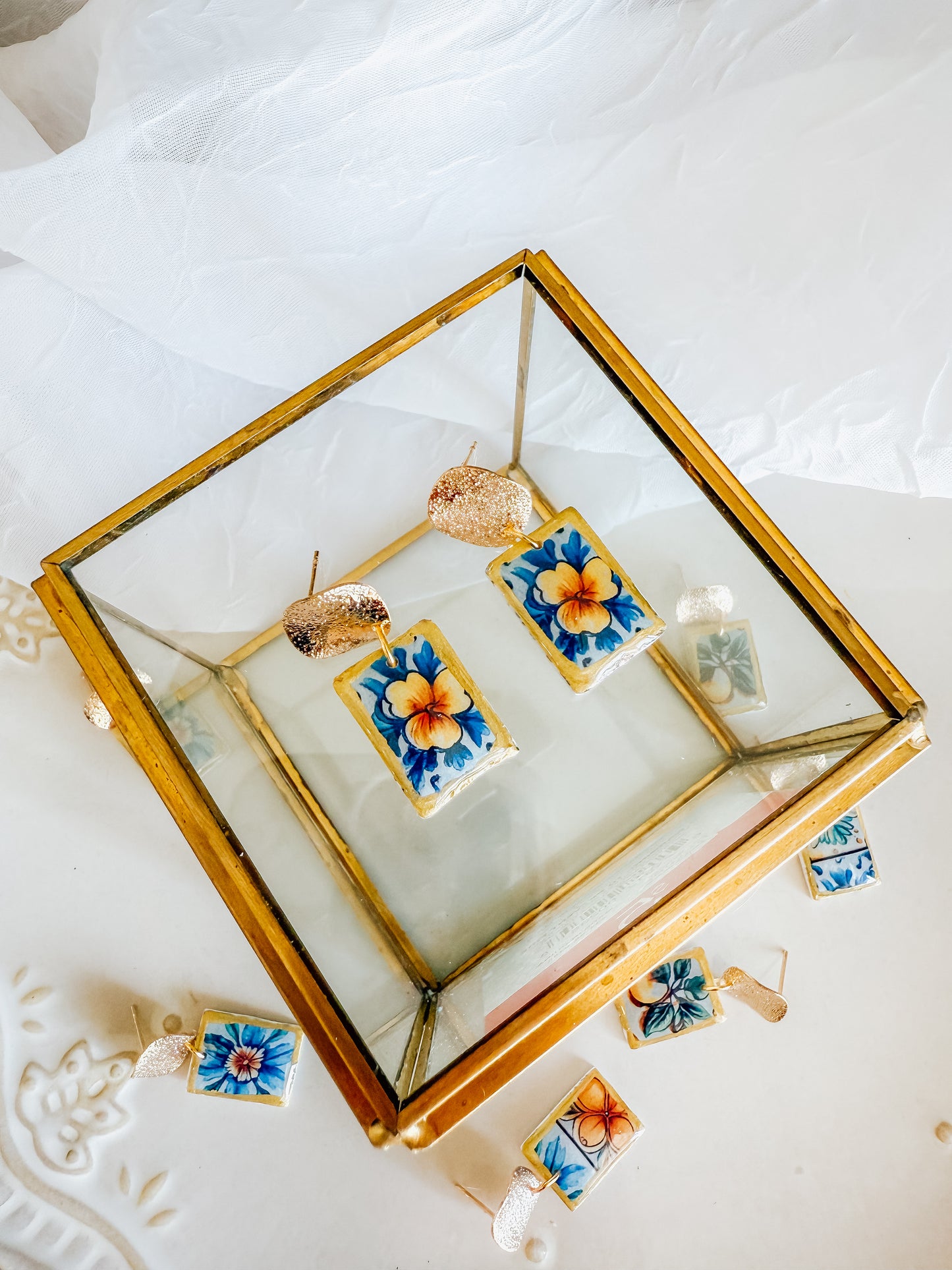 Cottage Mini Dangles