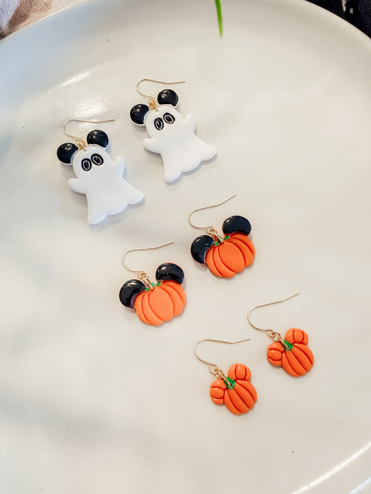 Mickey Inspired Ghosts and Pumpkins