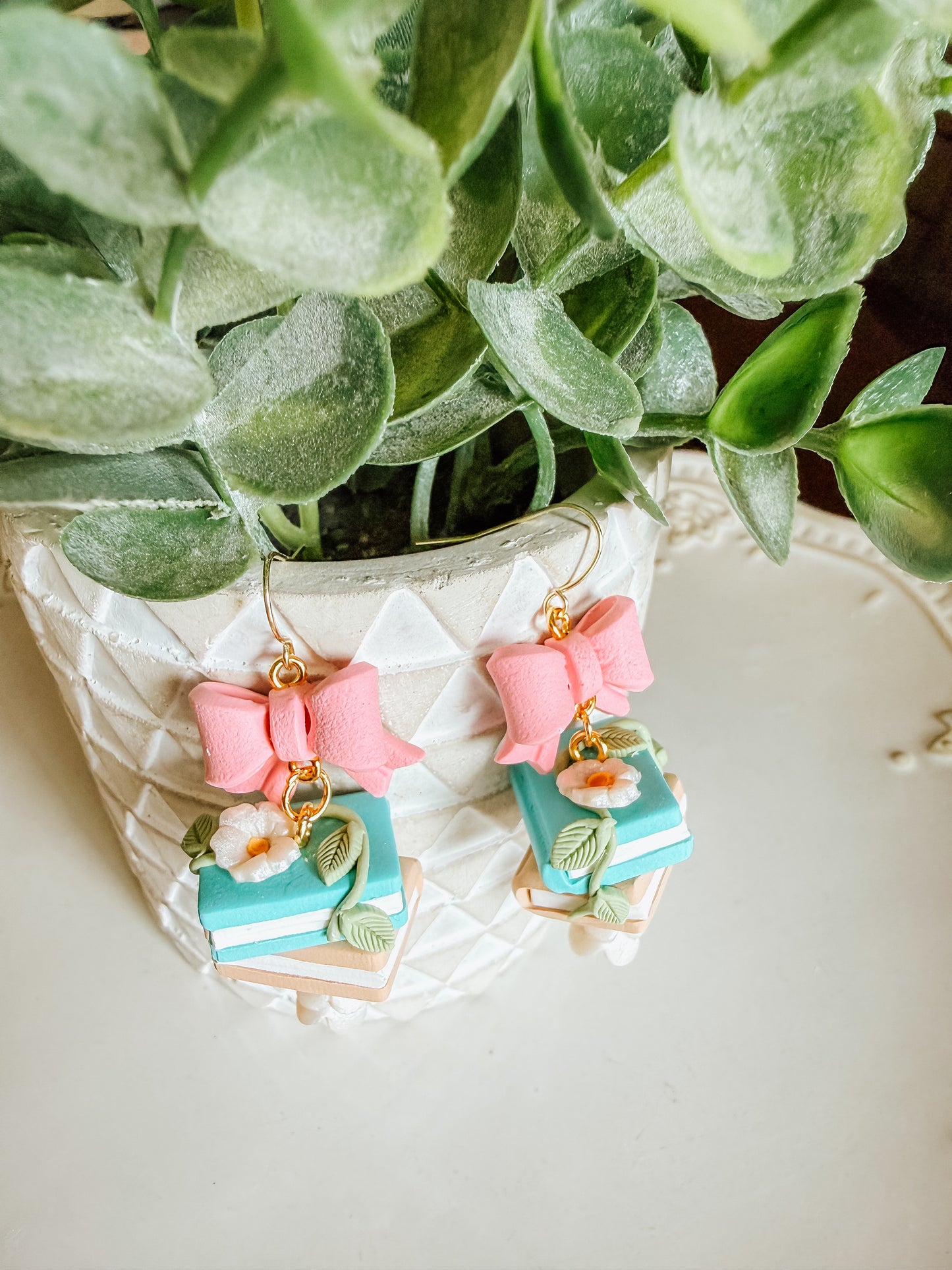 Bows & Books Dangle