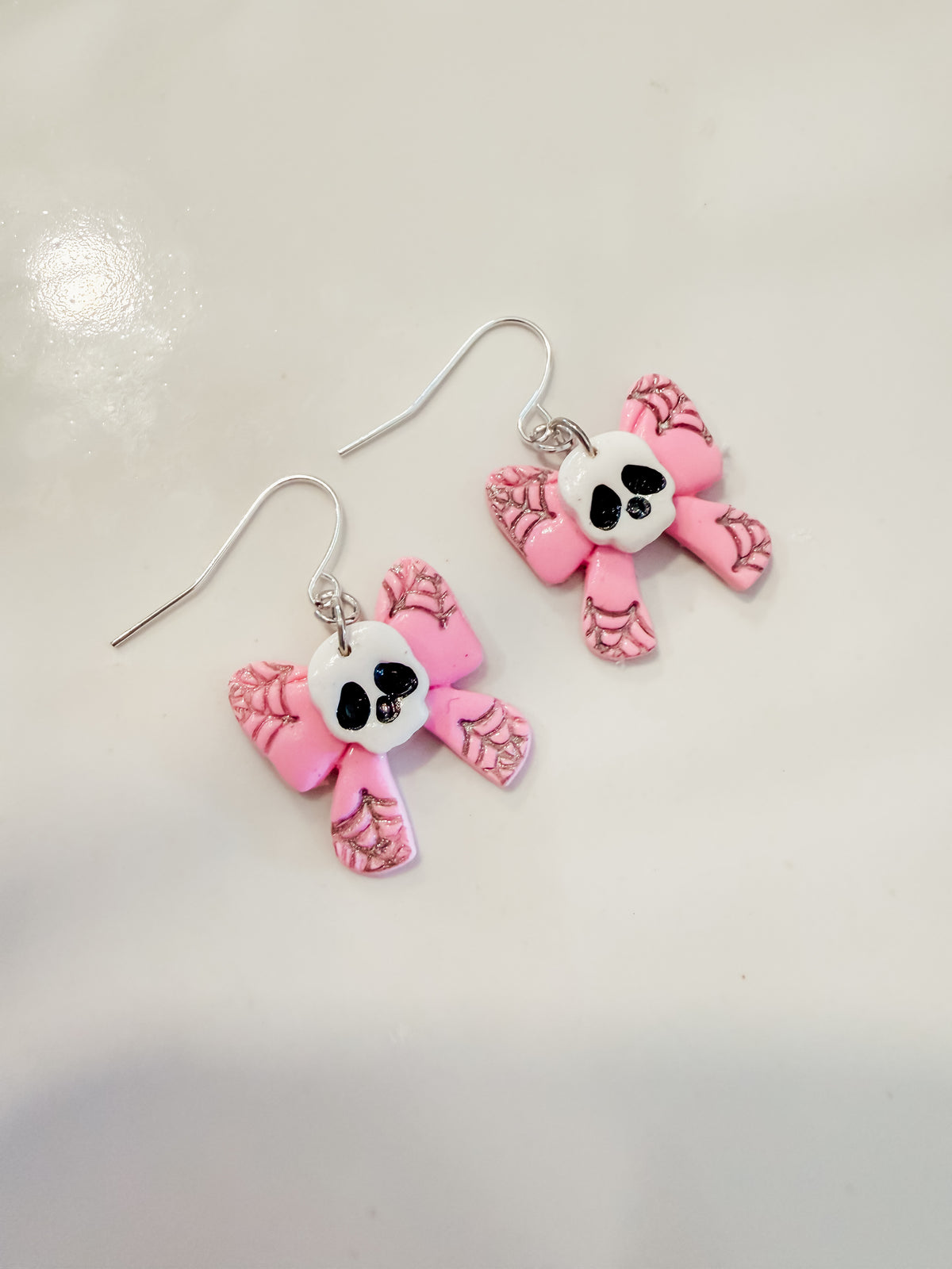 Bows, Skulls & Bats