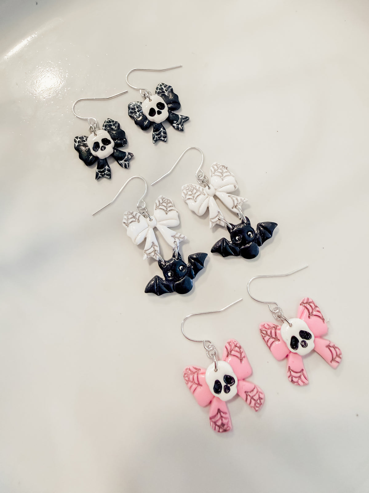 Bows, Skulls & Bats