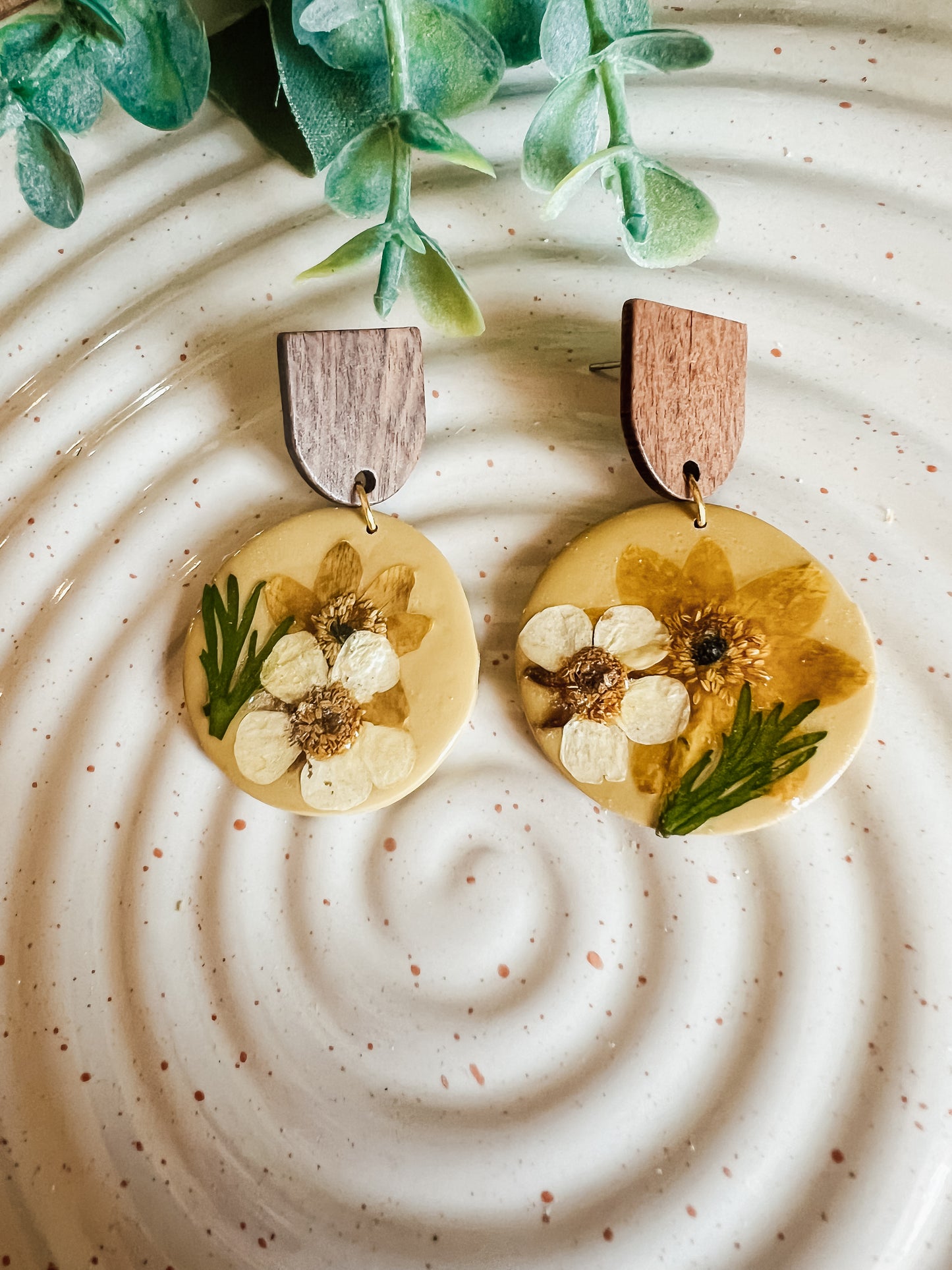 Woodsy Floral Earrings