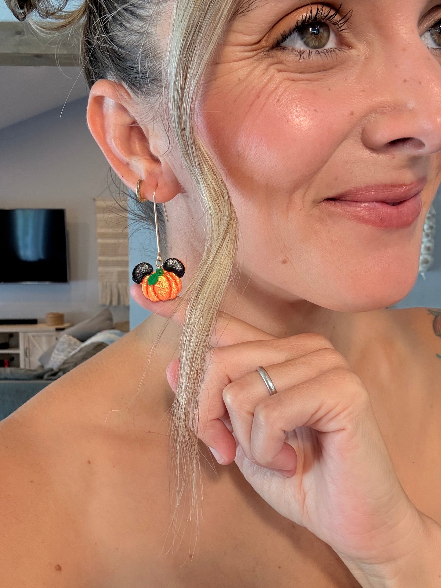 Mickey Glitter Pumpkin Dangles