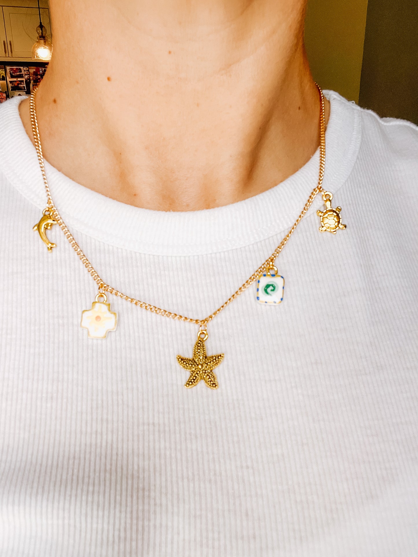 Starfish small chain charm necklace